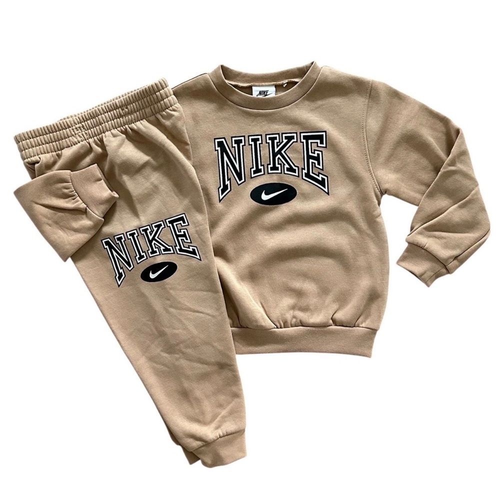 Nike Kids Tan Sweatpants & Sweatshirt Set, Size 4